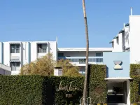 Short Stories Hotel Hotels near بيفرلي سنتر