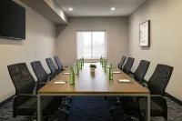 Fairfield Inn & Suites Fresno River Park - Pet friendly