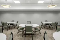 Hilton Garden Inn Wilmington Mayfaire Town Center - Breakfast