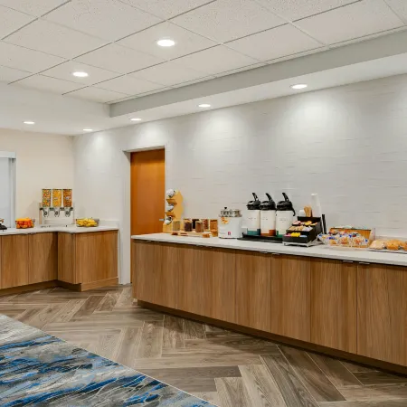 Fairfield Inn & Suites Bloomington