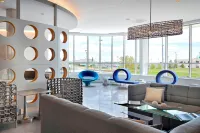 Renaissance Edmonton Airport Hotel - Wifi