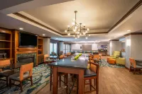 Hampton Inn Waldorf - 3 estrellas