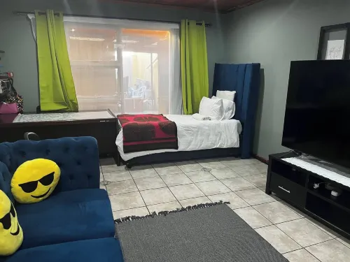 Serene 3-bedroom Apartment in Cape Town - Pets Welcome! - 무료 와이파이
