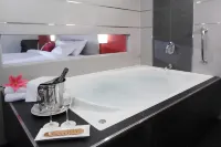 Crowne Plaza LIMA by IHG - Hot Tub