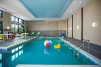 Home2 Suites by Hilton - Milwaukee Airport - Parking