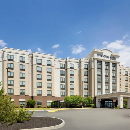 SpringHill Suites by Marriott Newark International Airport