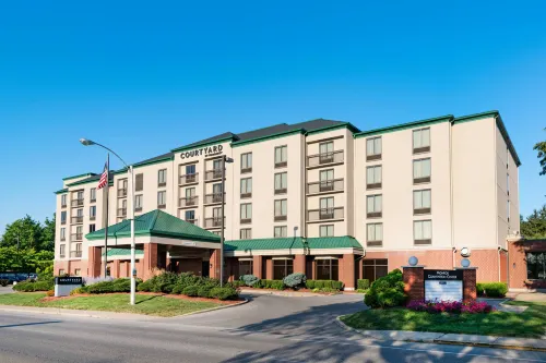 Courtyard Bloomington - 3-Star