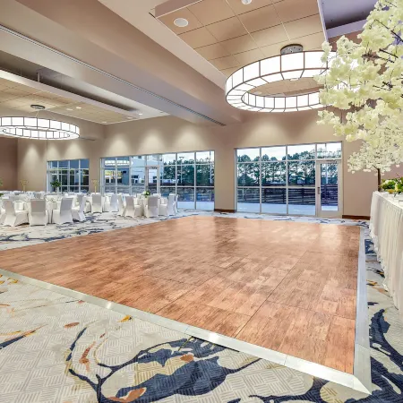 Embassy Suites Jonesboro Red Wolf Convention Center