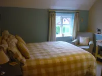 White Cottage Bed and Breakfast -  Privatzimmer