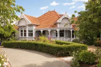 Anglesea House Inn - 3-Star