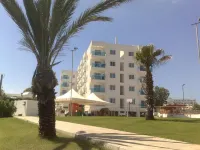Vrissaki Hotel Apartments - Bergblick