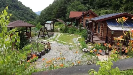 Jeongseon Log Pension