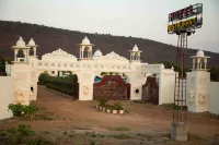 Rajasi Palace