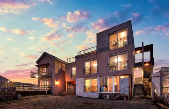 抱川華傑克研旅館