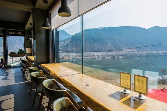 카페밀펜션 전경