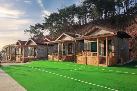 Seongju Saeyang Pension Отели в г. Сонджу