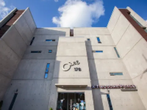 Goseong (Sokcho) CL 178 Pension 高城郡酒店