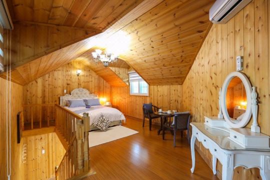 압구정민박 모습