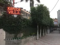 Kapoor Villa