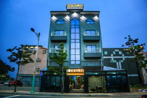 Boryeong Jewelry Pension