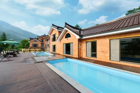 Sancheong Haneulbithosu Pension