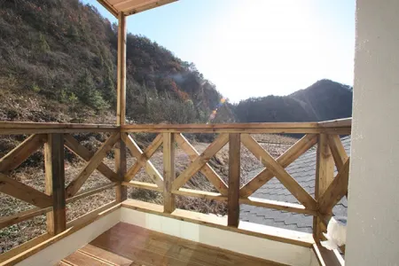 Yeongwol Hanbando River Pension