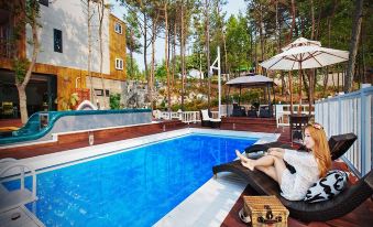 Daebudo (Yeongheungdo) Aloha Pension