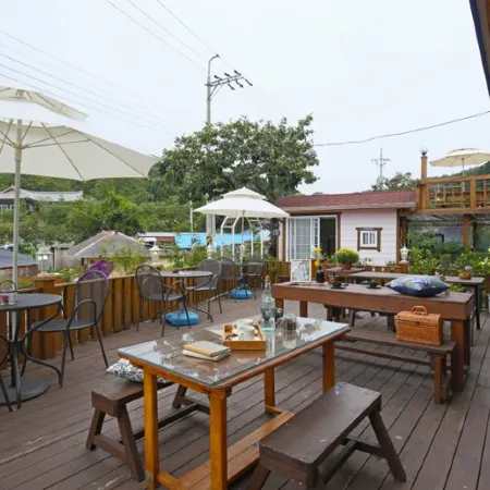 Gyeongju Sosodam Pension Отели рядом с достопримечательностью «Парк аттракционов Gyeongju World»