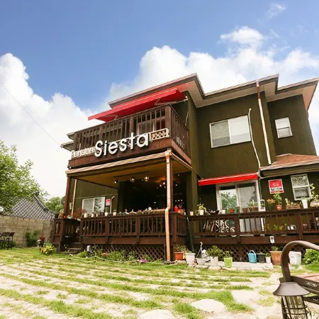 Geochang Siesta Pension