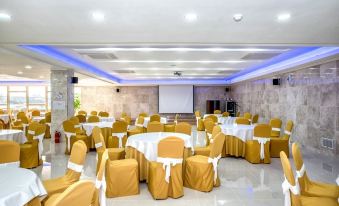 Hotel Pearly Plus