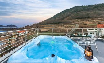 2. Namhae H..