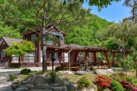 Hoengseong Dongdangmi Valley Campground and Dongdangmi Pension