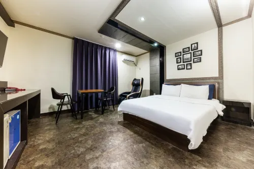 Hera Motel - Bãi đậu xe