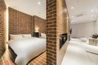 Yangsan Mulgeum the Terrazo Hotel