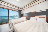 Gangneung Gyeongpodae Interpark - Motels