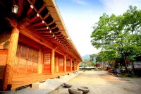 Yangju Sukyungdang Hanok Pension Hotel di Yangju
