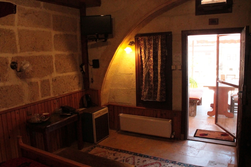 Tokmak Guest House