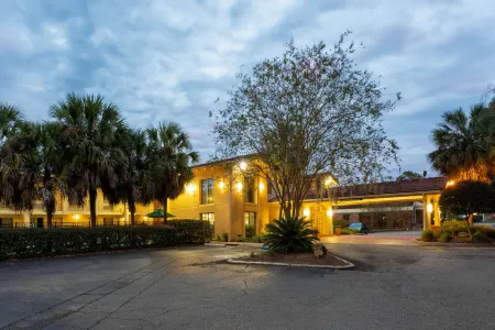 La Quinta Inn by Wyndham Tallahassee North Отели в г. Таллахасси