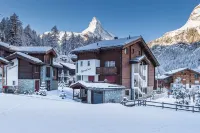 Chalet Monte Cristo - Condos