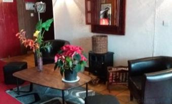 Larmor Plage Hotel - Housity