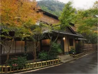 140 Year-Old Mountain Village Inn Orihashi Hotel