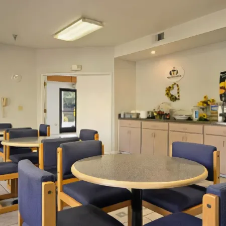 Quality Inn Fresno Near University