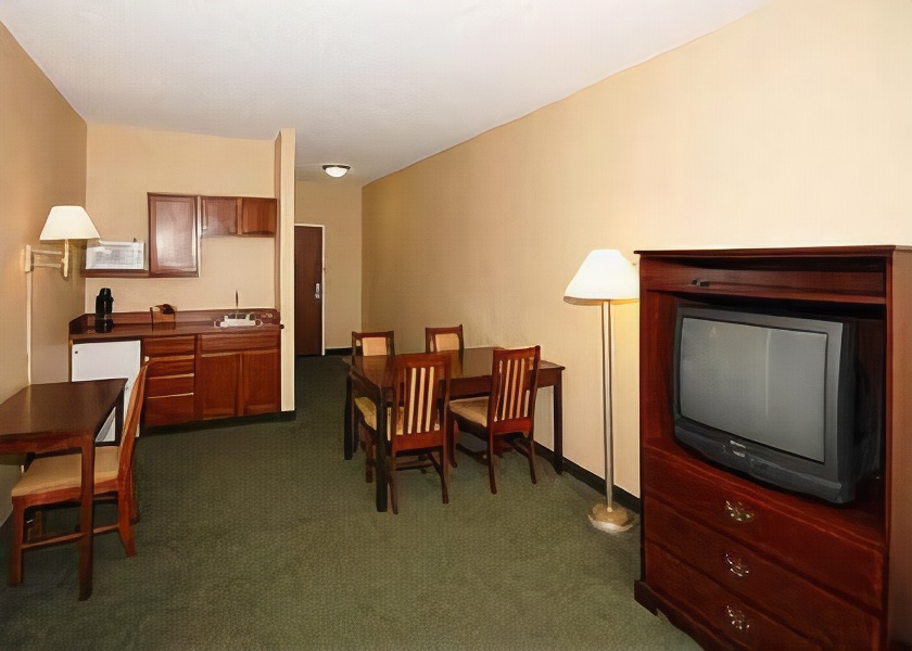 Comfort Suites Twinsburg