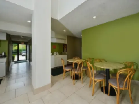 Quality Inn & Suites Richardson-Dallas Hotels in Richardson