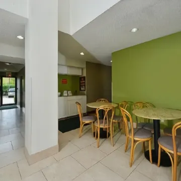 Quality Inn & Suites Richardson-Dallas