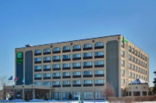 Holiday Inn MONTREAL-LONGUEUIL by IHG