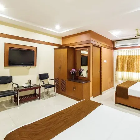Hotel Imperial Regency Отели в г. Тирунелвели