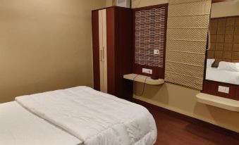 Backpackers Park Varanasi - Housity