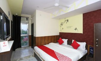 OYO 15994 Hotel Bullet Inn & Lounge