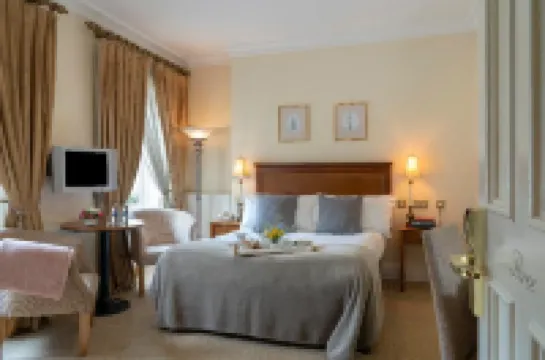 Headfort Arms Hotel Hotels in 
